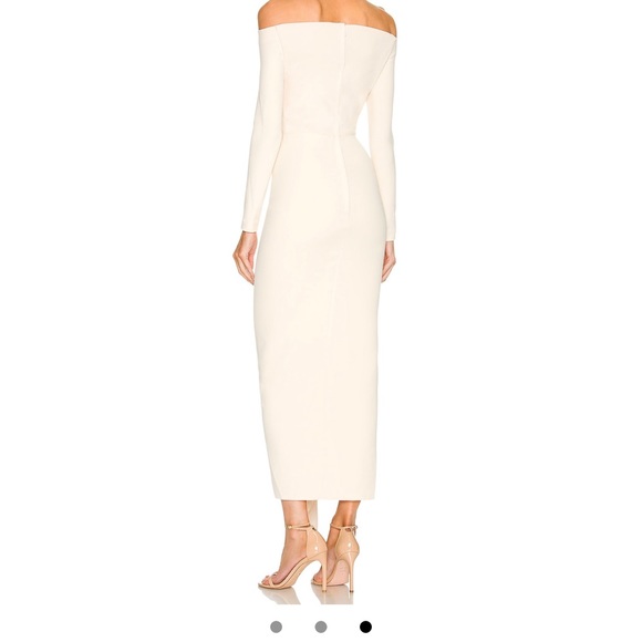 Sold out Lotus dress from Solace London! - Picture 2 of 8